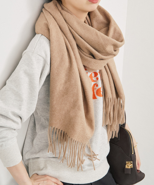 Spick & Span(スピックアンドスパン)の「《新色有り / 追加》Spick & Span カシミヤストール(マフラー・レディース・ベージュ/ブラウン/グレー・FREE)」の15枚目の写真