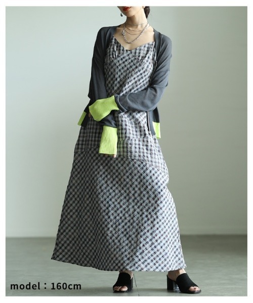 Sawa a la mode(サワアラモード)の「接触冷感配色リブシアーニットブルゾン(カーディガン/ボレロ・レディース・チャコールグレー/ブラック/グレイッシュベージュ・FREE)」の12枚目の写真