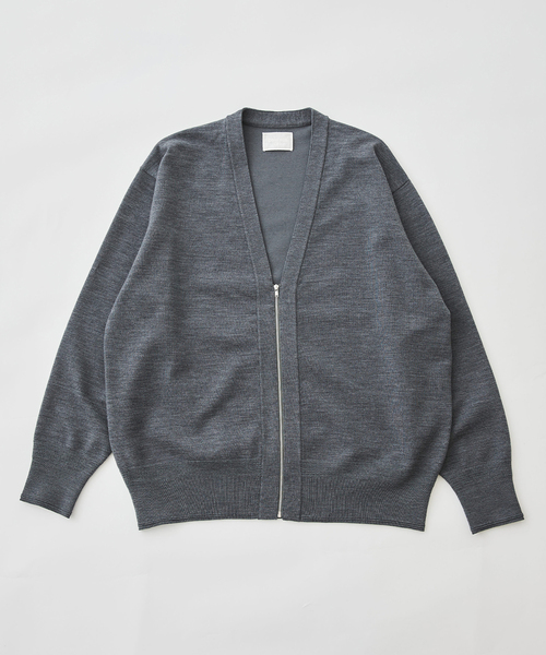 EDIFICE(エディフィス)の「《EDIFICE by PIPPIOLINO》ウール プレイティング Vネックカーディガン(カーディガン/ボレロ・メンズ・ブラック/グレー・MEDIUM/LARGE)」の11枚目の写真