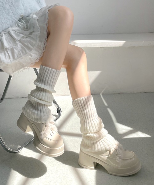 Shoes in Closet(シューズインクローゼット)の「【予約開始】+7.5cm 厚底 ファー付き レースアップ ドレスシューズ ローファー 495(ドレスシューズ・レディース・ブラック/ホワイト・M/S/LL/L)」の7枚目の写真