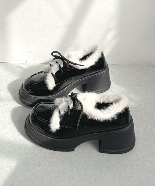 Shoes in Closet(シューズインクローゼット)の「【予約開始】+7.5cm 厚底 ファー付き レースアップ ドレスシューズ ローファー 495(ドレスシューズ・レディース・ブラック/ホワイト・M/S/LL/L)」の21枚目の写真