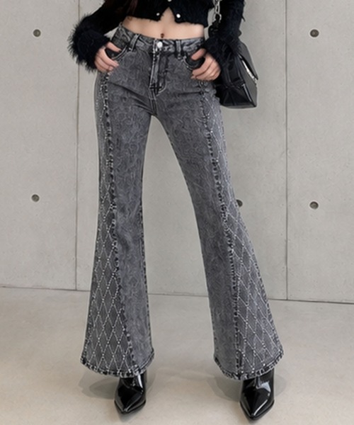 GLAMOROUS JANE（グラマラスジェーン）の「ラインストーンデザインフレアデニムパンツ（デニムパンツ・レディース・チャコールグレー/ブルー・S/M）」の7枚目の写真