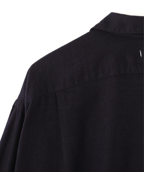 Y（ワイ）の「Ｙ /  [UNISEX] BRUSHED ORGANIC COTTON TENCEL OPEN COLLAR SHIRT（シャツ/ブラウス・メンズ・ネイビー/ホワイト・MEDIUM/SMALL/LARGE）」の12枚目の写真