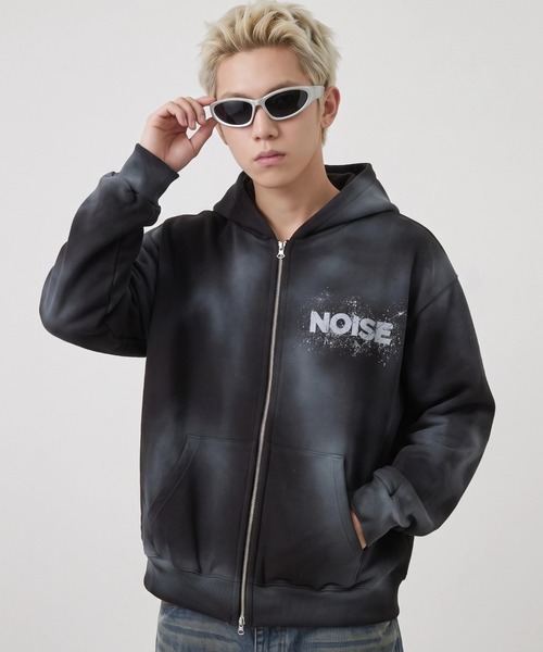 A'gem(エージェム)の「A'GEM/9 × .kom 『A'gem/エージェム』SPRAY ZIP-UP HOODIE/スプレージップアップパーカー(パーカー・メンズ・ブラック/アイボリー・FREE)」の6枚目の写真