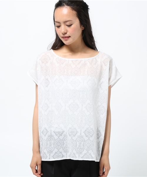 LBC（エルビーシー）の「コットンオパールteeブラウス（シャツ/ブラウス・レディース・ホワイト/オフホワイト/その他23/ダークオリーブ/グリーン・MEDIUM）」の2枚目の写真