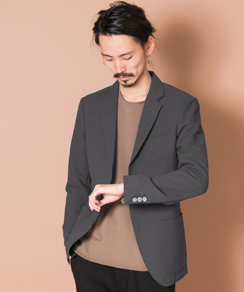 URBAN RESEARCH（アーバンリサーチ）の「UR ストレッチウォッシャブルJKT（テーラードジャケット・メンズ・ネイビー/グレー/ブラック/チャコールグレー・LARGE/MEDIUM）」の3枚目の写真