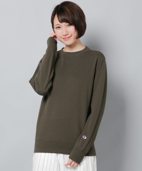 Champion（チャンピオン）の「【Champion】無地プルオーバー（スウェット・レディース・キナリ/ネイビー/ワイン/グレー/カーキ/ブラック・SMALL/LARGE/MEDIUM）」の4枚目の写真