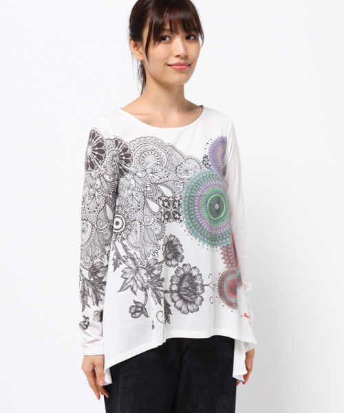 Desigual（デシグアル）の「「Desigual/デシグアル」Tシャツ（Tシャツ/カットソー・レディース・ホワイト・SMALL/X-LARGE）」の2枚目の写真