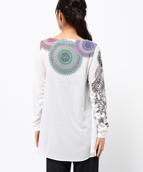 Desigual（デシグアル）の「「Desigual/デシグアル」Tシャツ（Tシャツ/カットソー・レディース・ホワイト・SMALL/X-LARGE）」の4枚目の写真