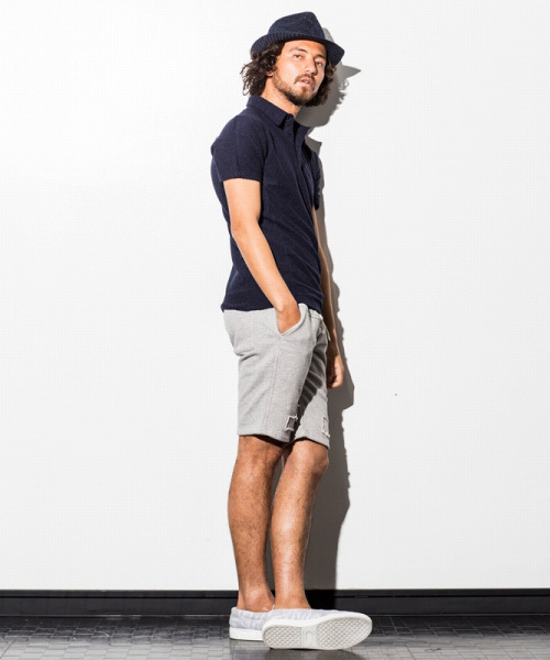 1PIU1UGUALE3 RELAX (ウノピゥウノウグァーレトレ リラックス)の「1PIU1UGUALE3 RELAX(ウノピゥウノウグァーレトレ)パイルポロシャツ(ポロシャツ・メンズ・ホワイト/ブラック×ホワイト/ブラック/ネイビー/グレー・SMALL/MEDIUM/LARGE/X-LARGE)」の7枚目の写真