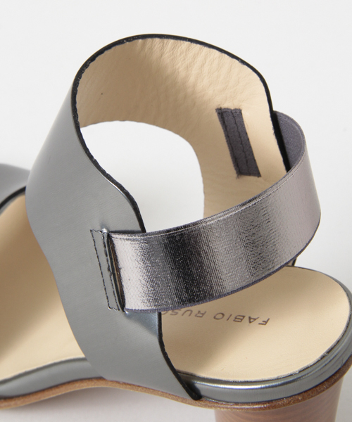 FABIO RUSCONI（ファビオルスコーニ）の「UR FABIO RUSCONI Ankle Sandal（サンダル・レディース・ブラック/シルバー・36/38/37）」の7枚目の写真