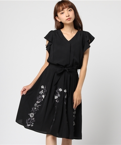 Fabulous Angela ファビュラスアンジェラ の 裾刺繍ワンピース ワンピース Wear Fabulous Angela ファビュラスアンジェラ の 裾刺繍ワンピース ワンピース Wear
