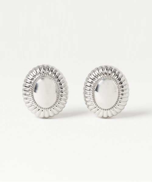MOUSSY(マウジー)の「METAL FLOWER EARRINGS(イヤリング・レディース・ゴールド/シルバー・FREE)」の1枚目の写真