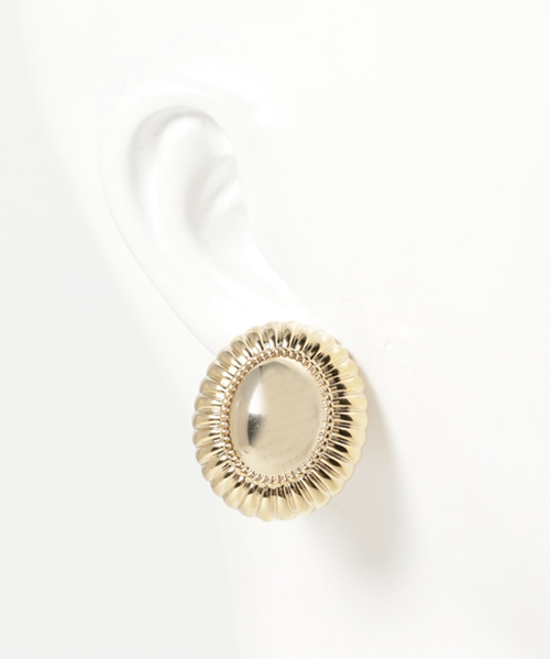 MOUSSY(マウジー)の「METAL FLOWER EARRINGS(イヤリング・レディース・ゴールド/シルバー・FREE)」の3枚目の写真