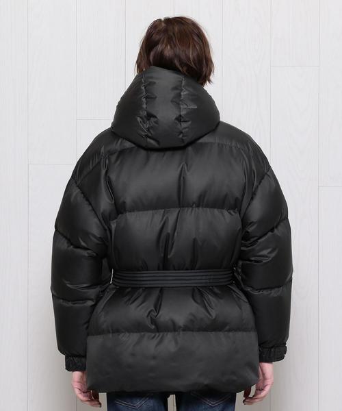 H　BEAUTY&YOUTH UNITED ARROWS（エイチビューティーアンドユースユナイテッドアローズ）の「＜IENKI IENKI＞MICHELIN BELT DOWN JACKET/コート（ダウンジャケット/コート・レディース・イエロー/ブラック・X-SMALL/MEDIUM/SMALL）」の5枚目の写真