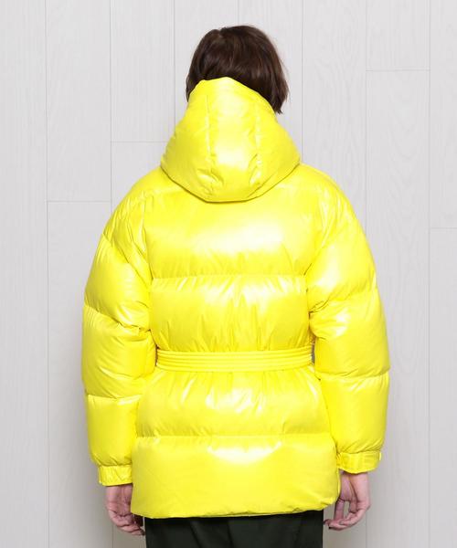 H　BEAUTY&YOUTH UNITED ARROWS（エイチビューティーアンドユースユナイテッドアローズ）の「＜IENKI IENKI＞MICHELIN BELT DOWN JACKET/コート（ダウンジャケット/コート・レディース・イエロー/ブラック・X-SMALL/MEDIUM/SMALL）」の10枚目の写真