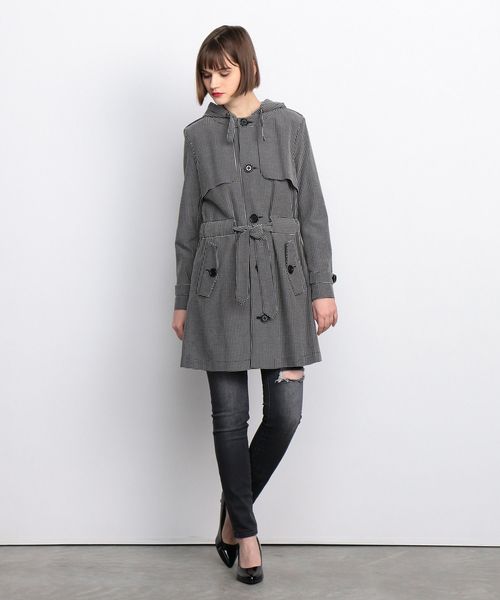 ARMANI EXCHANGE（アルマーニエクスチェンジ）の「【AXアルマーニ エクスチェンジ】ギンガムチェック柄　フードコート（トレンチコート・レディース・ブラック・SMALL/MEDIUM/X-SMALL）」の10枚目の写真