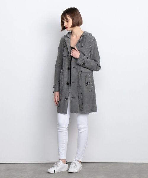 ARMANI EXCHANGE（アルマーニエクスチェンジ）の「【AXアルマーニ エクスチェンジ】ギンガムチェック柄　フードコート（トレンチコート・レディース・ブラック・SMALL/MEDIUM/X-SMALL）」の11枚目の写真