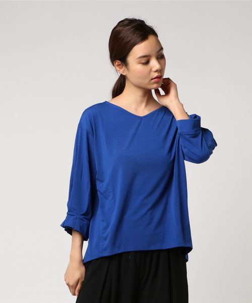 AMERICAN HOLIC(アメリカンホリック)の「・袖タックVネックプルオーバー(Tシャツ/カットソー・レディース・ネイビー/ピンク/イエロー/グリーン/ブルー/オフホワイト・FREE)」の4枚目の写真