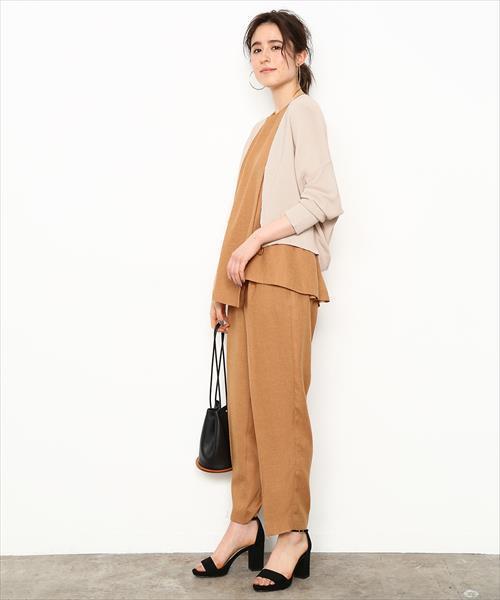 ADAM ET ROPE'（アダムエロペ）の「ホールＺＩＰカーディガン（カーディガン/ボレロ・レディース・ベージュ/ネイビー・FREE）」の3枚目の写真