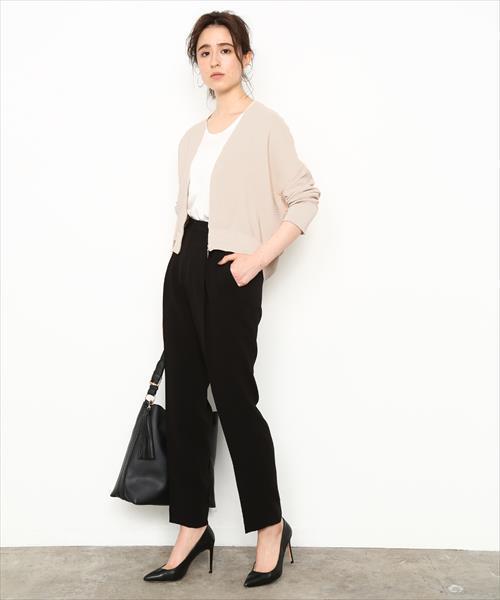 ADAM ET ROPE'（アダムエロペ）の「ホールＺＩＰカーディガン（カーディガン/ボレロ・レディース・ベージュ/ネイビー・FREE）」の5枚目の写真