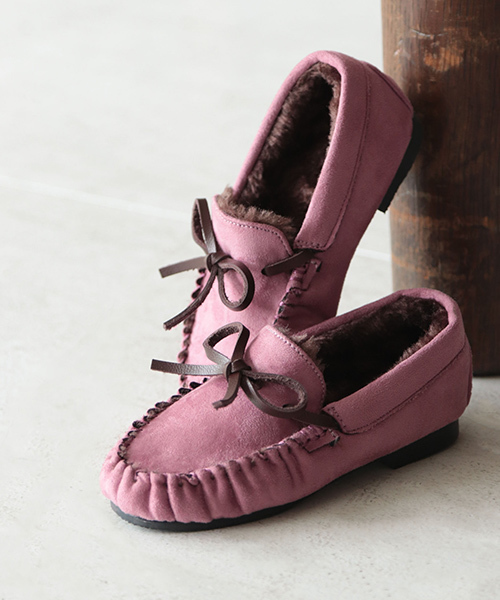 SESTO(セスト)の「あったかシャギーファーのリボン付きキッズモカシンシューズ(モカシン/デッキシューズ・キッズ・ブラック/パープル/グレー/ピンク/グリーン/その他/モカ/キャメル/チェック/グレイッシュベージュ/レオパード/シルバー・16.0cm/17.0cm/18.0cm/19.0cm/20.0cm/21.0cm)」の9枚目の写真