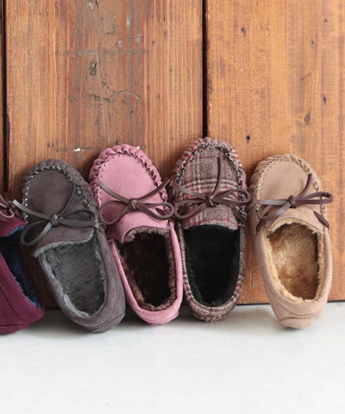 SESTO(セスト)の「あったかシャギーファーのリボン付きキッズモカシンシューズ(モカシン/デッキシューズ・キッズ・ブラック/パープル/グレー/ピンク/グリーン/その他/モカ/キャメル/チェック/グレイッシュベージュ/レオパード/シルバー・16.0cm/17.0cm/18.0cm/19.0cm/20.0cm/21.0cm)」の14枚目の写真