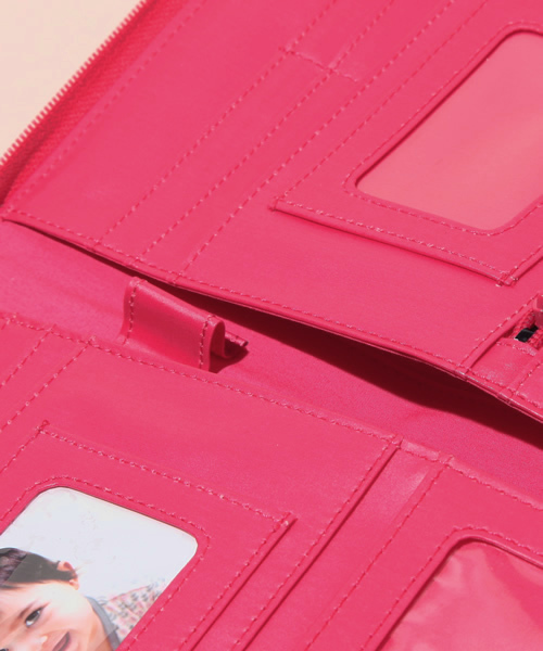 merrier BEAMS(メリアビームス)の「petunia pickle bottom / 母子手帳ケース <エンボス>(母子手帳ケース・レディース・ピンク/イエロー/チャコールグレー・ONE SIZE)」の10枚目の写真