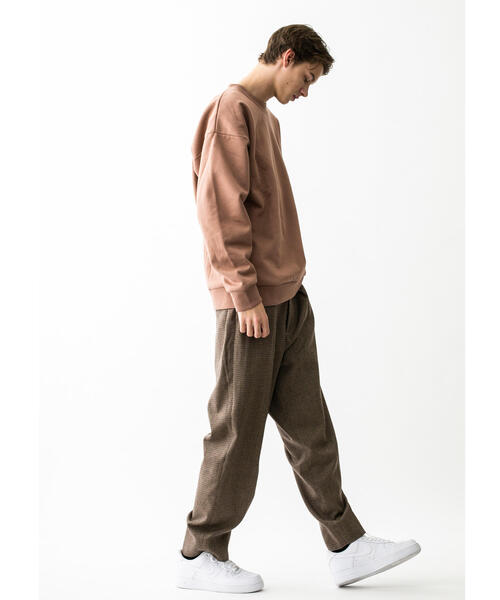 MONKEY TIME（モンキータイム）の「＜monkey time＞ BACK SHAGGY CREW/スウェット ◆（スウェット・メンズ・ブラック/ダークグリーン/グレー/ライトピンク・SMALL/MEDIUM/LARGE/X-LARGE）」の17枚目の写真