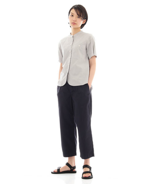MHL.（エムエイチエル）の「GARMENT DYE POPLIN（シャツ/ブラウス・レディース・グレー/イエロー/ライトグレー・1/2/3）」の6枚目の写真