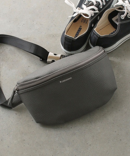 CONVERSE（コンバース）の「CONVERSE　合成合皮 BODY BAG（ボディバッグ/ウエストポーチ・レディース・グレー/ホワイト/ブラック/グレイッシュブルー・ONE SIZE）」の11枚目の写真