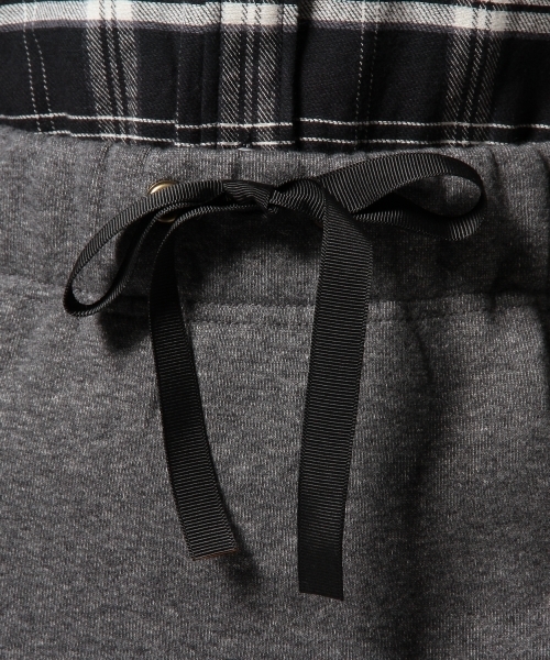 UNITED ARROWS（ユナイテッドアローズ）の「SFL ウラケ マキシ スカート ◆（スカート・レディース・ブラック/ダークグレー・フリー）」の9枚目の写真