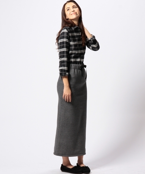 UNITED ARROWS（ユナイテッドアローズ）の「SFL ウラケ マキシ スカート ◆（スカート・レディース・ブラック/ダークグレー・フリー）」の8枚目の写真