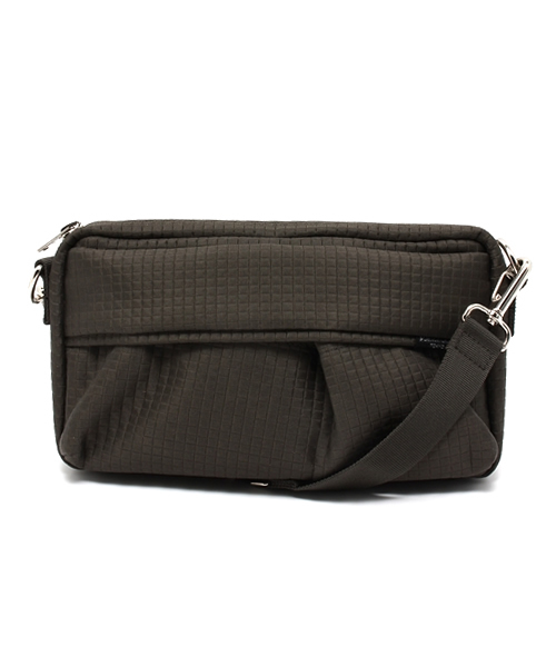 PORTER（ポーター）の「PORTER SEQUENCE SHOULDER POUCH <B印 YOSHIDA SELECT>（ショルダーバッグ・メンズ・ブラック/カーキ/ブルー/ホワイト・ONE SIZE）」の3枚目の写真
