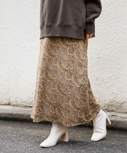 LOWRYS FARM（ローリーズファーム）の「ペイズリー／カラーフレアスカート　863172（スカート・レディース・ベージュ/ブラウン/アイボリー/ブラウン系その他/ブラウン系その他2・FREE）」の5枚目の写真