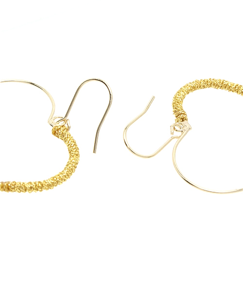 B:MING by BEAMS(ビーミングバイビームス)の「ビーミング by ビームス / ラメコード巻きピアス(ピアス(両耳用)・レディース・その他1/その他2/その他3・ONE SIZE)」の4枚目の写真