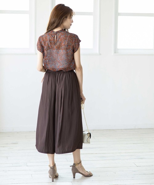 12Twelve Agenda(トゥエルブ アジェンダ)の「パウダーサテンドロストワイドパンツ(その他パンツ・レディース・グレイッシュベージュ/カーキ/ミント/ブラウン・M)」の21枚目の写真