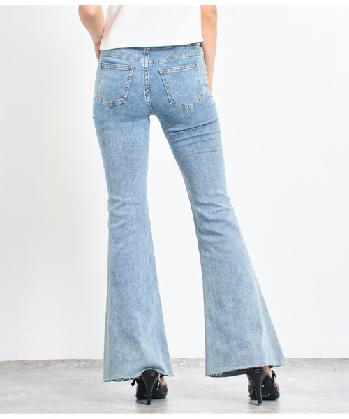 ANAP(アナップ)の「ハイウエストストレッチデニムフレアパンツ(デニムパンツ・レディース・ブラック/ブルー/スミクロ/ライトブルー・S/M/L)」の10枚目の写真