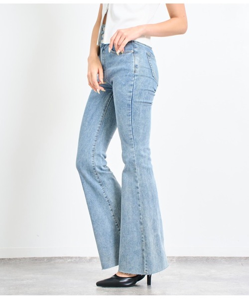 ANAP(アナップ)の「ハイウエストストレッチデニムフレアパンツ(デニムパンツ・レディース・ブラック/ブルー/スミクロ/ライトブルー・S/M/L)」の9枚目の写真