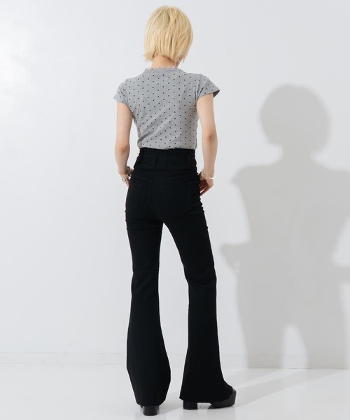ANAP(アナップ)の「ハイウエストストレッチデニムフレアパンツ(デニムパンツ・レディース・ブラック/ブルー/スミクロ/ライトブルー・S/M/L)」の19枚目の写真
