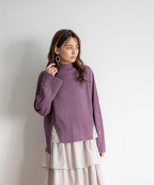 White Collection（ホワイトコレクション）の「【2021SS新作】ボタンスリーブ・ハイネック春リブニット（ニット/セーター・レディース・ブラック/パープル/オフホワイト/グリーン/グレイッシュベージュ・M）」の22枚目の写真