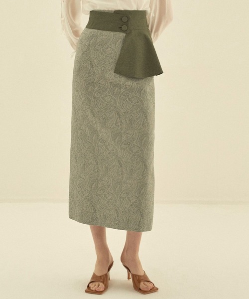 LADYMADE(レディメイド)の「Paisley Jacquard ベルトセットタイトスカート(スカート・レディース・ライトベージュ/グリーン・S/M)」の1枚目の写真