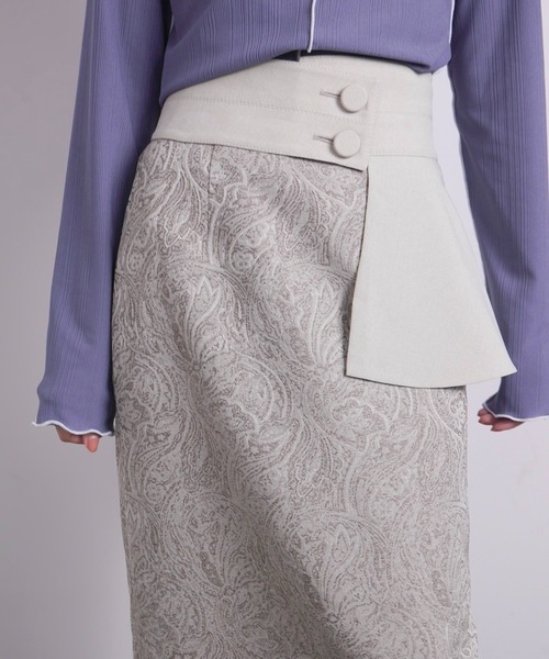 LADYMADE(レディメイド)の「Paisley Jacquard ベルトセットタイトスカート(スカート・レディース・ライトベージュ/グリーン・S/M)」の7枚目の写真