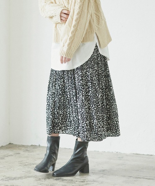 LIPSTAR（リップスター）の「レオパードケシプリーツスカート（スカート・レディース・アイボリー/ブラック系その他/グリーン系その他・M）」の2枚目の写真