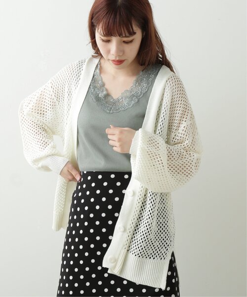 RAY CASSIN（レイカズン）の「メッシュニットVカーディガン（ニット/セーター・レディース・パープル/スミクロ/キナリ・FREE）」の2枚目の写真