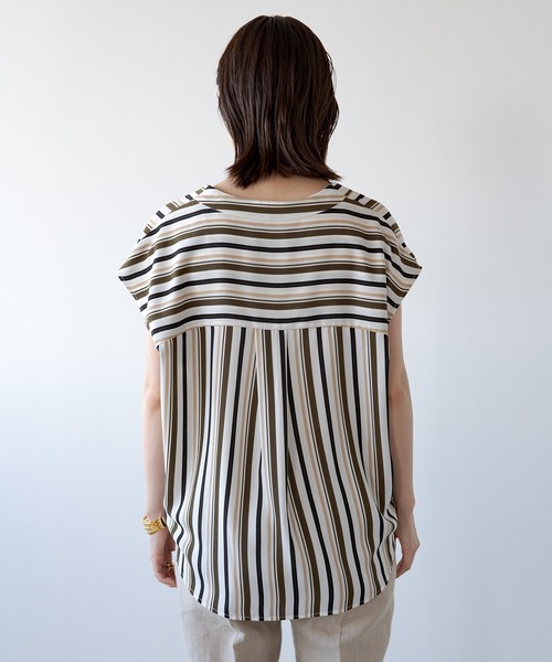 LOUNGEDRESS（ラウンジドレス）の「ストライプバイヤスブラウス（シャツ/ブラウス・レディース・ベージュ/カーキ・FREE）」の9枚目の写真