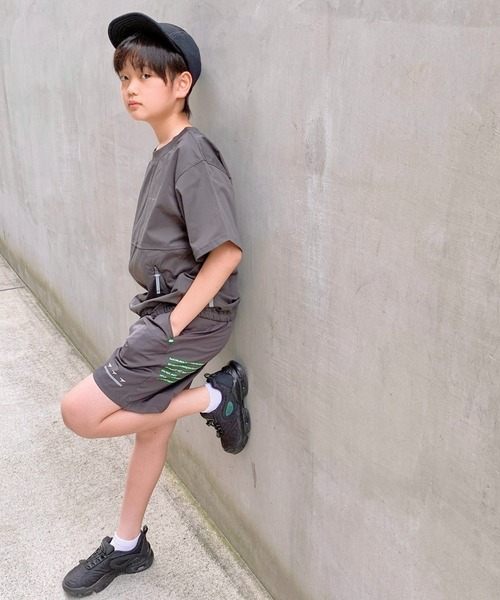 瞬足（シュンソク）の「瞬足/SLBYSYUNSOKU/キッズスニーカー/DSL0330（スニーカー・キッズ・ブラック/パープル・22.5cm/23.5cm/24.5cm/23.0cm/24.0cm/25.0cm/21.5cm/22.0cm/17.0cm/18.0cm/19.0cm/20.0cm/21.0cm）」の4枚目の写真