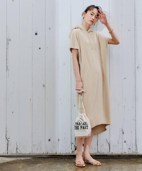 green label relaxing（グリーンレーベルリラクシング）の「[ Tanacana (タナカーナ) ] SC ランドリー ミニ巾着 バッグ（ショルダーバッグ・レディース・ブラウン/ナチュラル・FREE）」の4枚目の写真