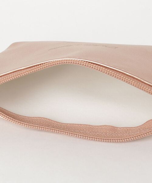 anown（アノン）の「2way仕様 ポーチ付き PVCショルダークリアバッグ【ファッションインフルエンサーanchan×anown 限定コラボ】（ショルダーバッグ・レディース・ブラウン/アイボリー・FREE）」の14枚目の写真