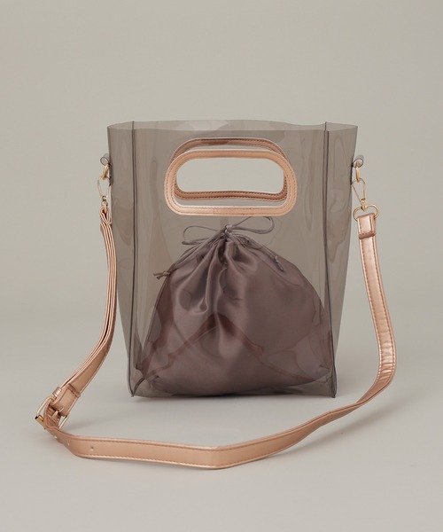 anown（アノン）の「2way仕様 ポーチ付き PVCショルダークリアバッグ【ファッションインフルエンサーanchan×anown 限定コラボ】（ショルダーバッグ・レディース・ブラウン/アイボリー・FREE）」の8枚目の写真